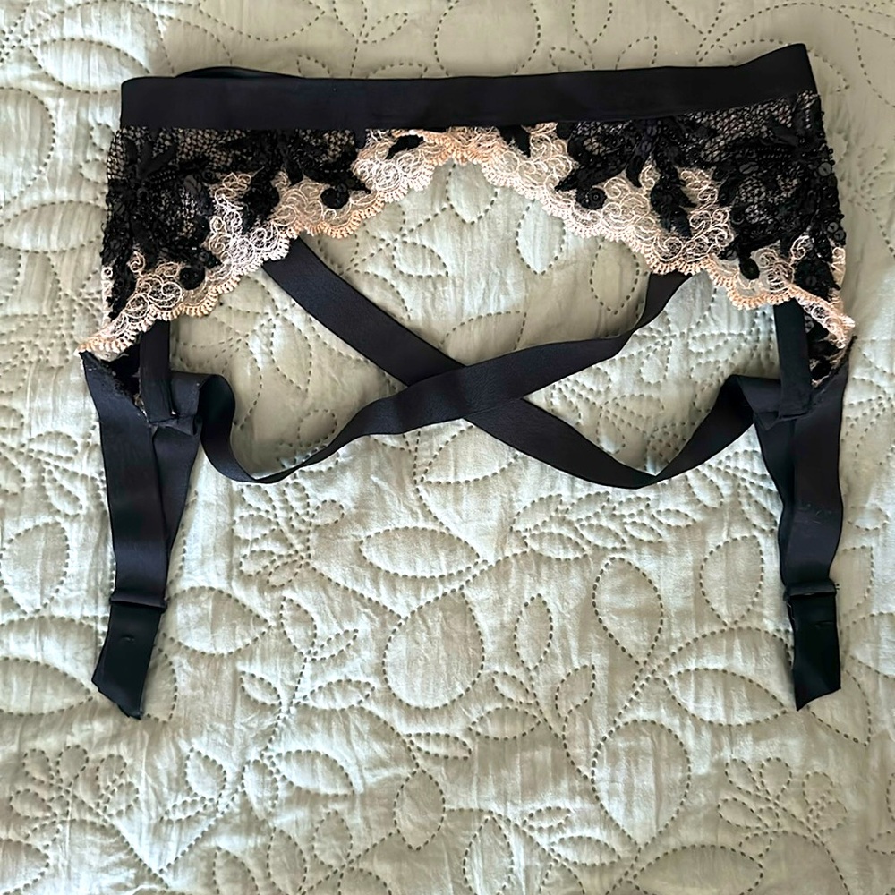 Never worn. Victorias Secret garter belt